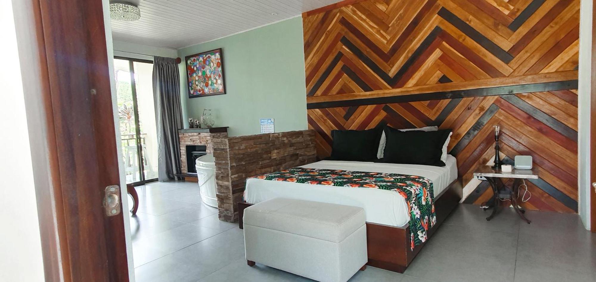 Yellow Tree Suites La Fortuna Exteriér fotografie