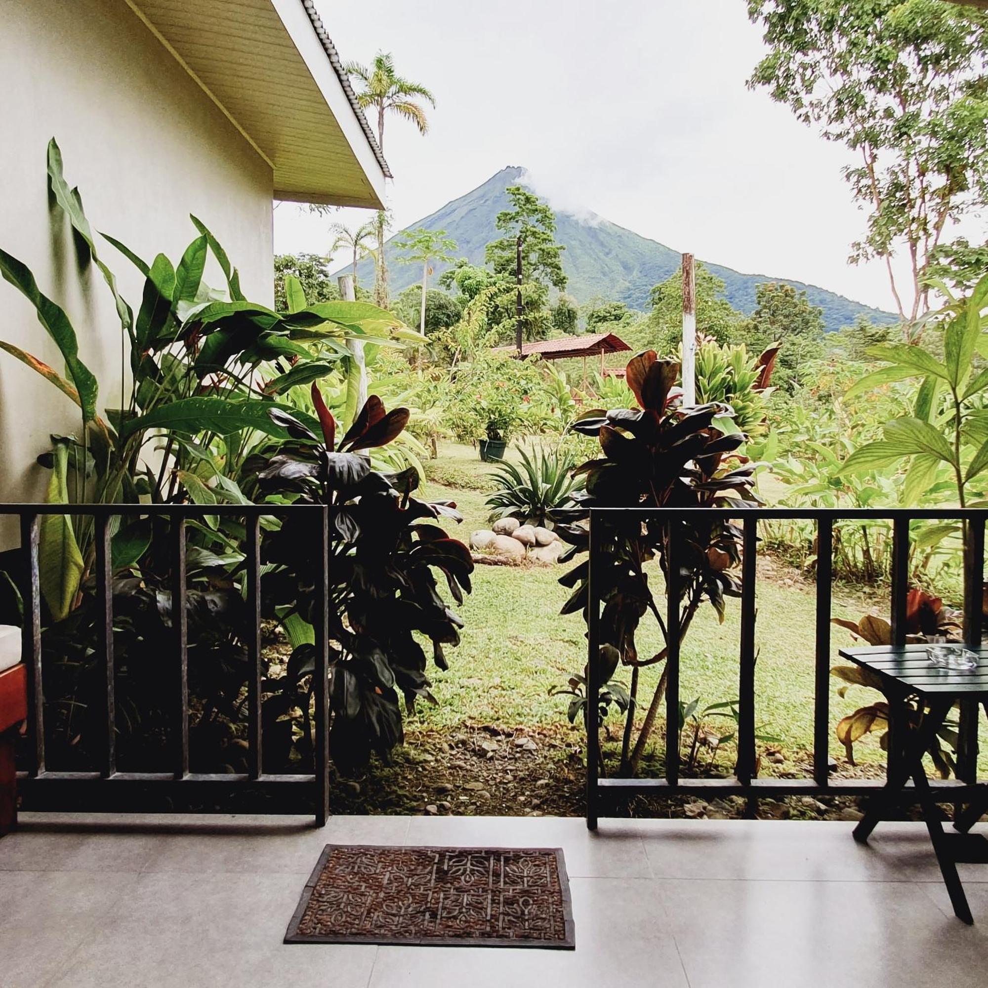 Yellow Tree Suites La Fortuna Exteriér fotografie
